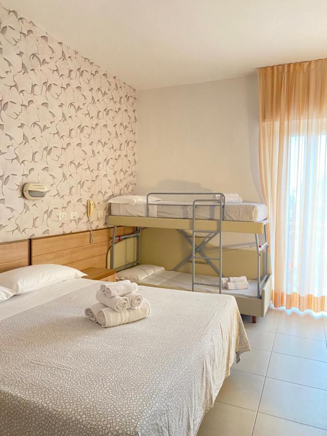 Hotel Ravello Adults Only Rimini Exterior photo