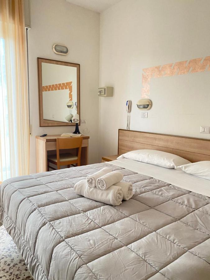 Hotel Ravello Adults Only Rimini Exterior photo